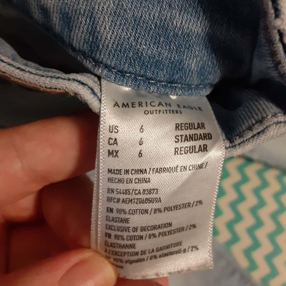 Women's American Eagle Next Level Stretch Light Wash Ripped Skinny Jeans - Picture 6 of 6